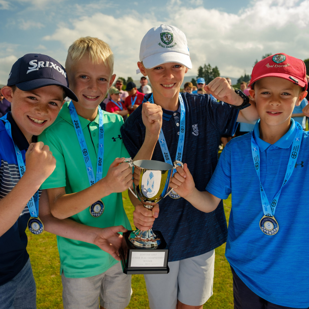 Juniors competing at a Playsport Golf event
